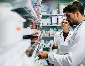 https://berkshiremedicalgroup.co.uk/wp-content/uploads/2018/02/pharmacy_services-273x210.jpg